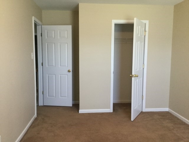 Building Photo - 4513 Sedgewood Ln