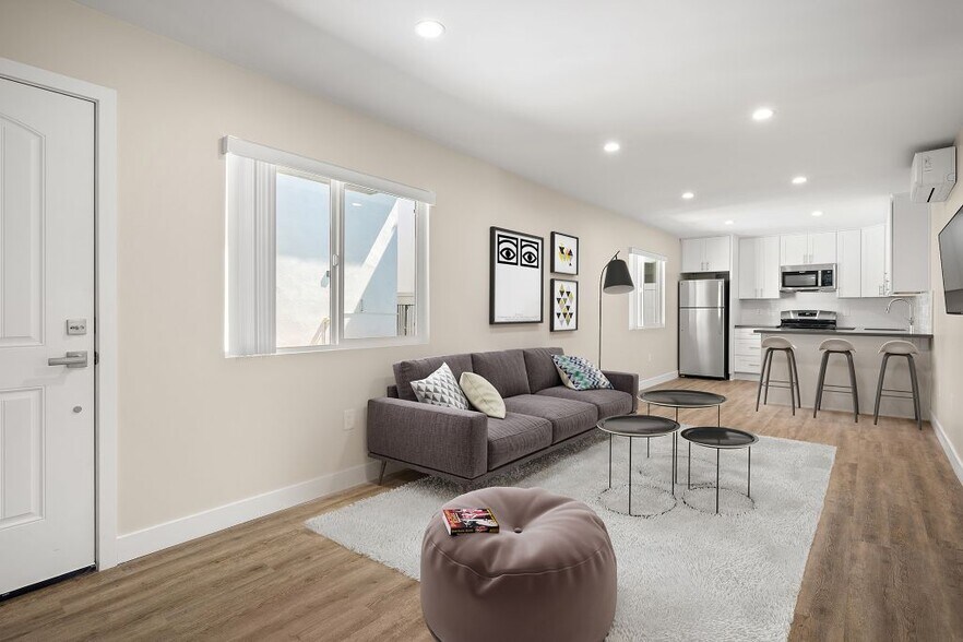 Building Photo - Kling Trio Apartments
