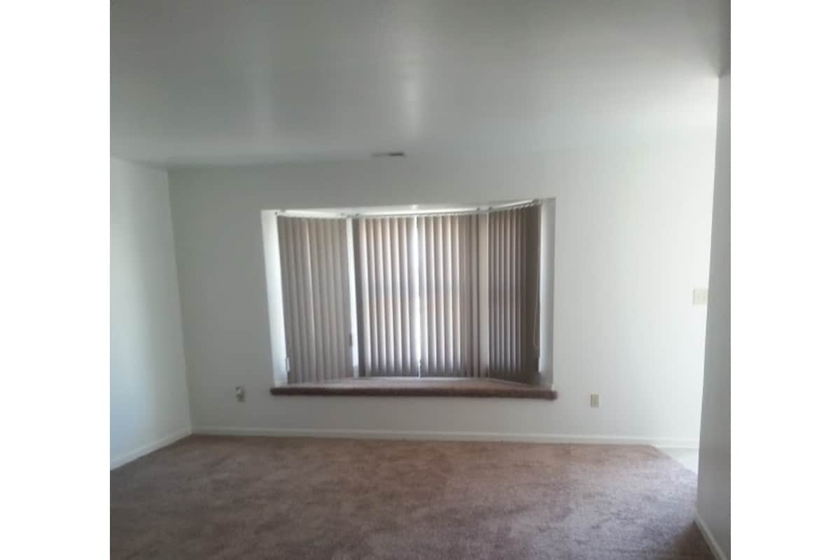 Building Photo - 6073 Delaware Dr