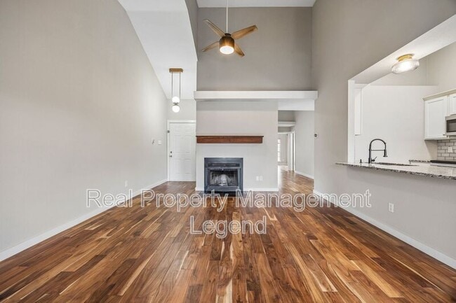 Building Photo - 2506 Wedglea Dr