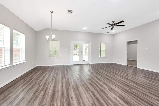 Building Photo - 2150 Mosher Ln