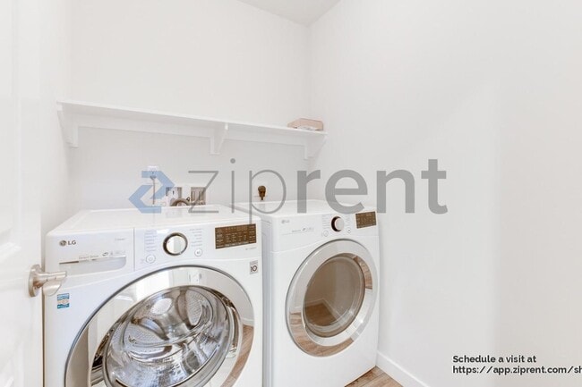 Building Photo - 23831 5th Ave SE