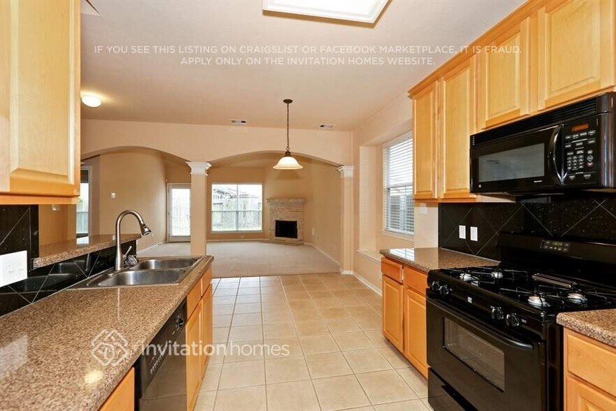 Building Photo - 17115 Deaton Mill Dr