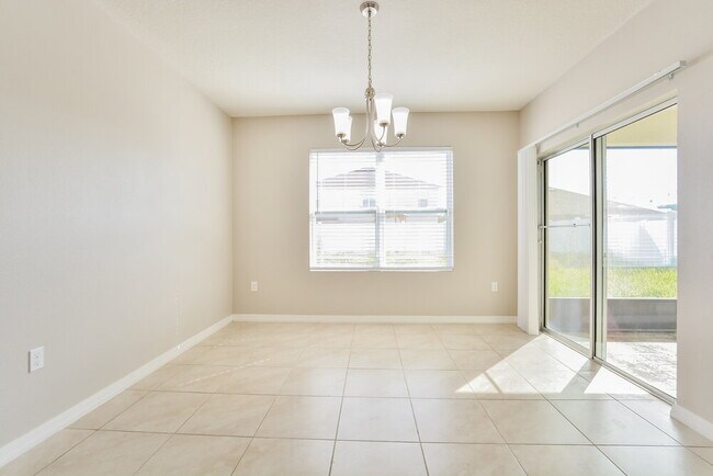 Building Photo - 5120 Star Ruby Ave