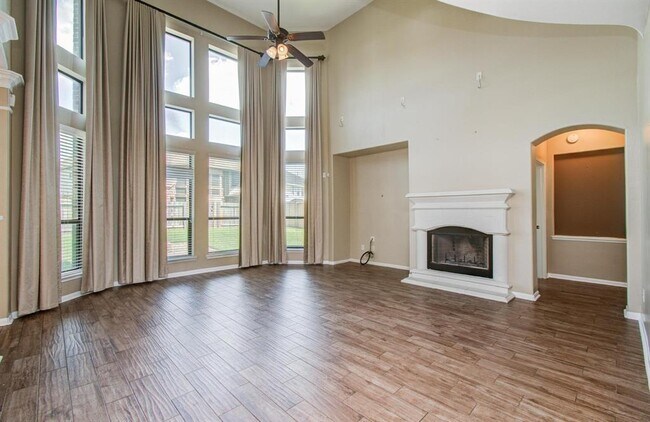 Building Photo - 13719 Kingston River Ln