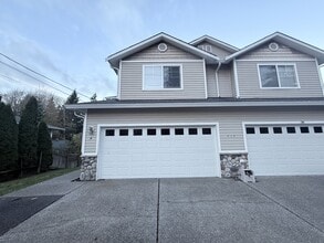 Building Photo - 414 91st Ave SE