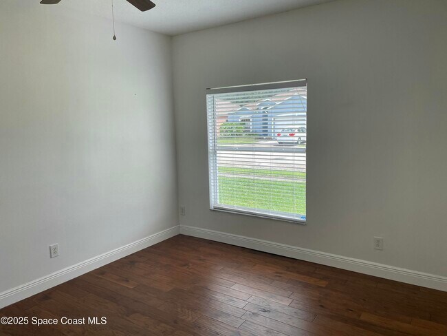 Building Photo - 4246 Mt Carmel Ln