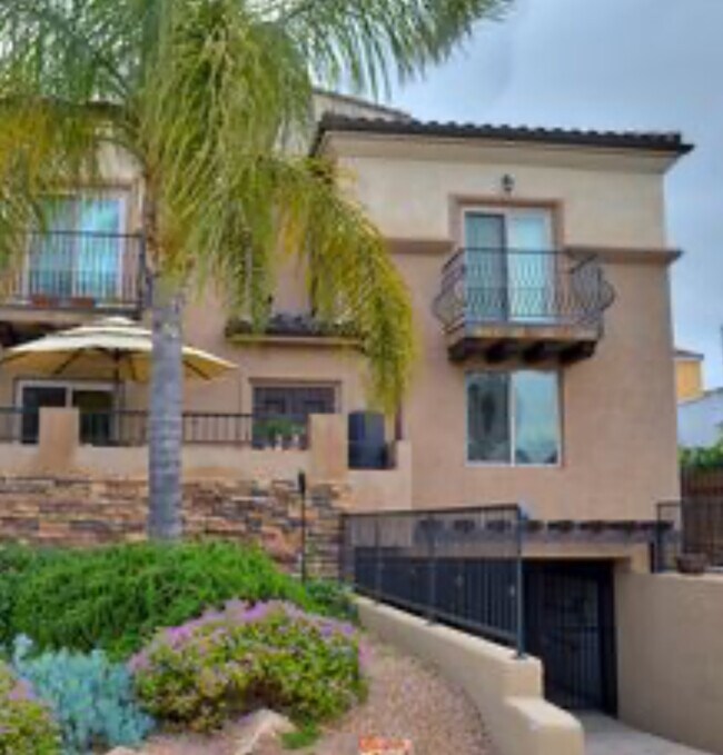 Building Photo - 3119 Carleton St