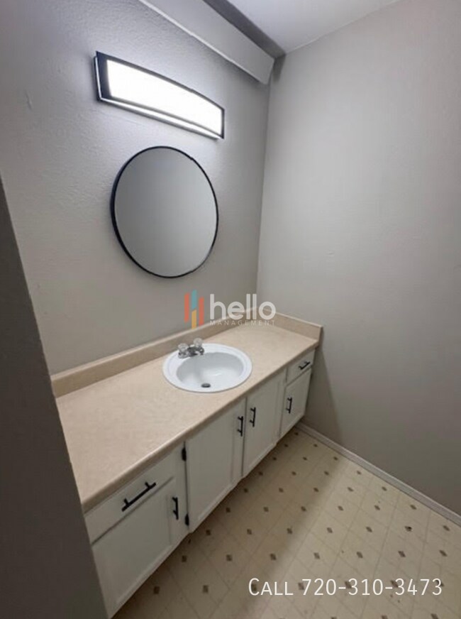 Building Photo - 2482 Allegheny Dr