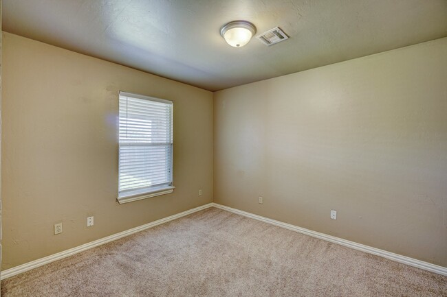 Building Photo - Ask About Our $350 Off Move In Special! Ch...