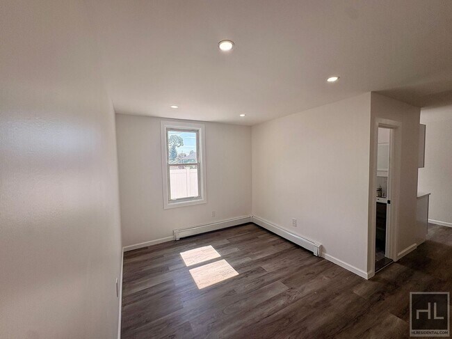 Building Photo - 449 Revere Ave