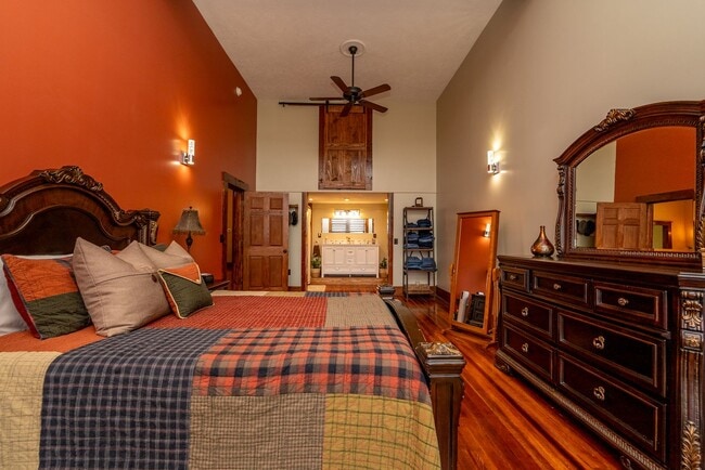 Building Photo - 101 N Main Ave