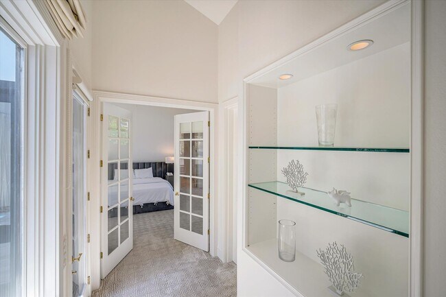 Building Photo - Welcome to Your Luxurious Napa Valley Retr...