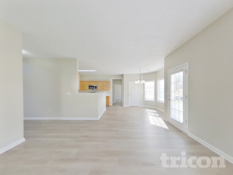 Building Photo - 1118 The by Way