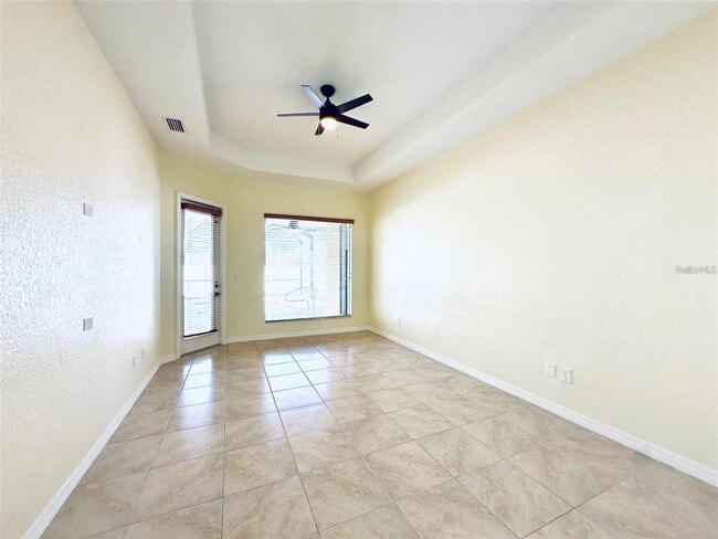 Building Photo - 9423 Rosebud Cir