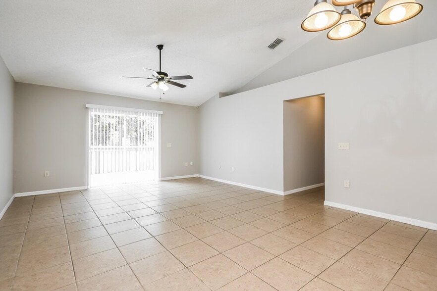 Building Photo - 2961 Elbib Dr