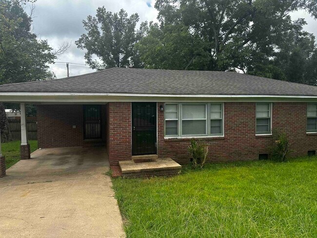 Primary Photo - 1006 Haralson St