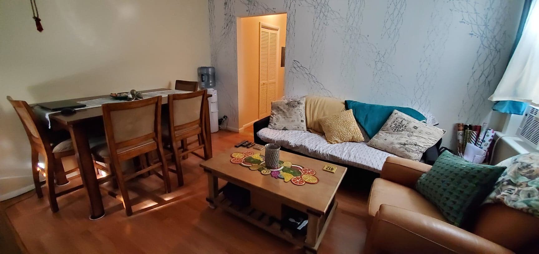 Living room - 1106 Olivia St
