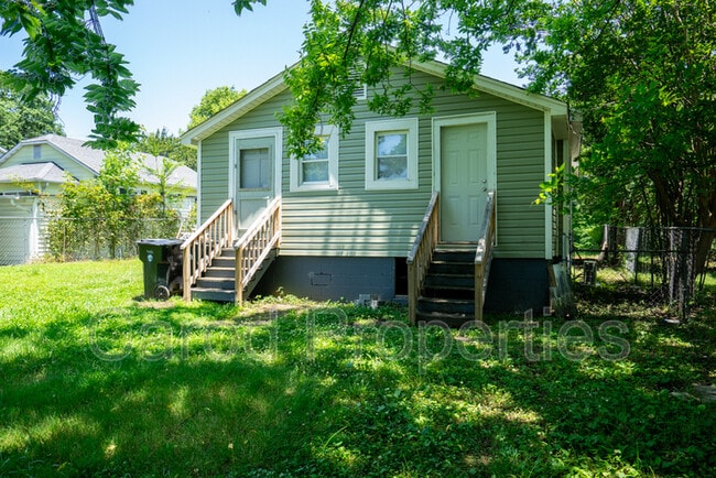 Building Photo - 136 Powder St SW