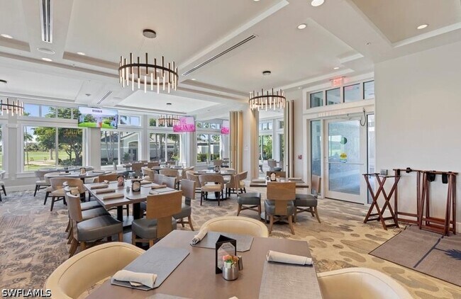 Building Photo - 10135 Colonial Country Club Blvd