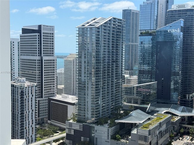Building Photo - 350 S Miami Ave
