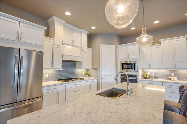 Building Photo - 11967 SW 32nd Ln