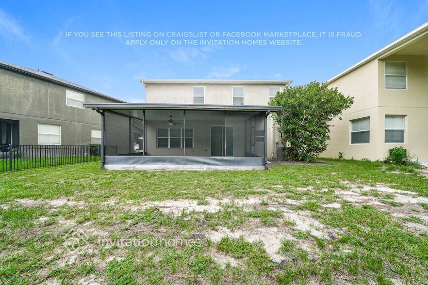 Building Photo - 11140 Creek Haven Dr