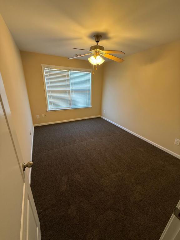 Building Photo - 538 Ivy Brook Way