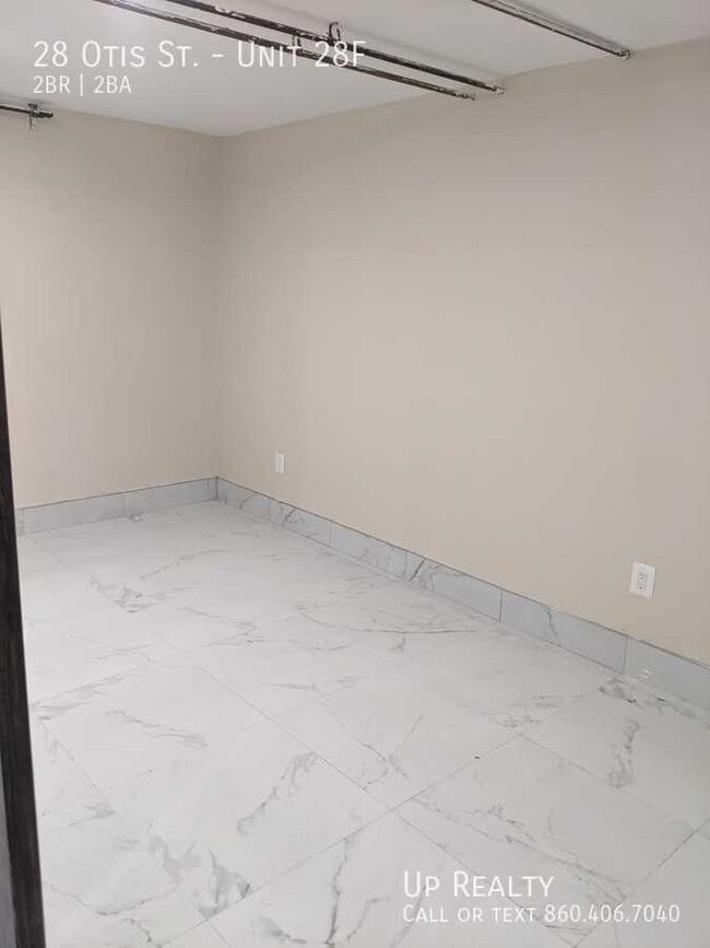 Building Photo - 28 Otis St