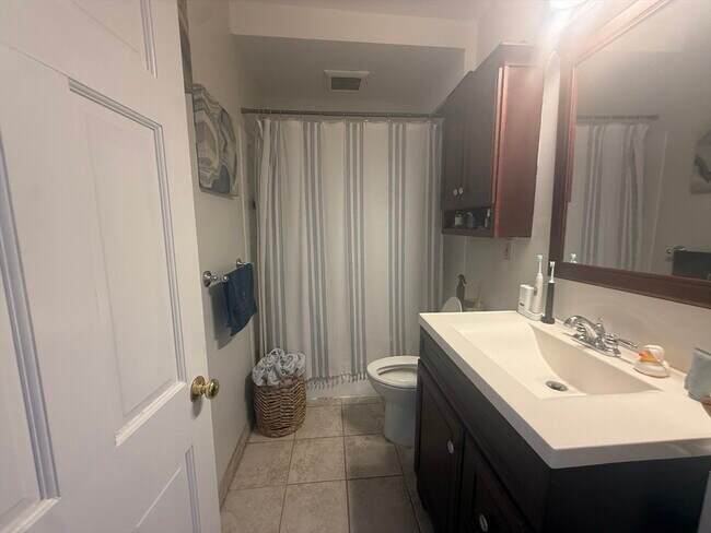 Building Photo - 235 Washington Ave