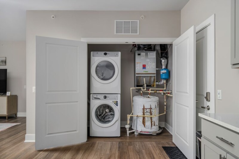 Building Photo - 65 S Washington Ave