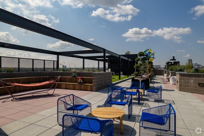 Building Photo - Catbird Hotel Rentals