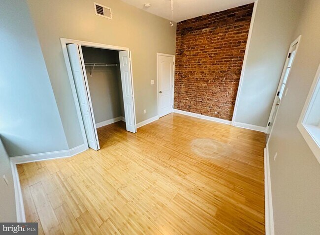 Building Photo - 4264 Manayunk Ave