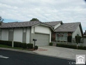 Building Photo - 1041 Regis Way