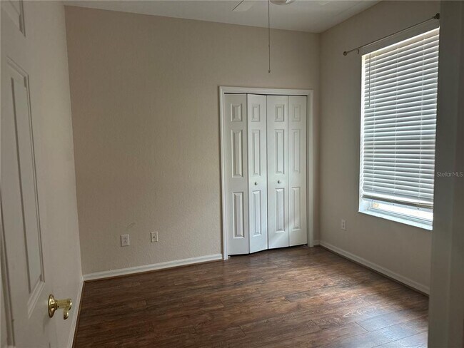 Building Photo - 10645 Weeping Elm Bend