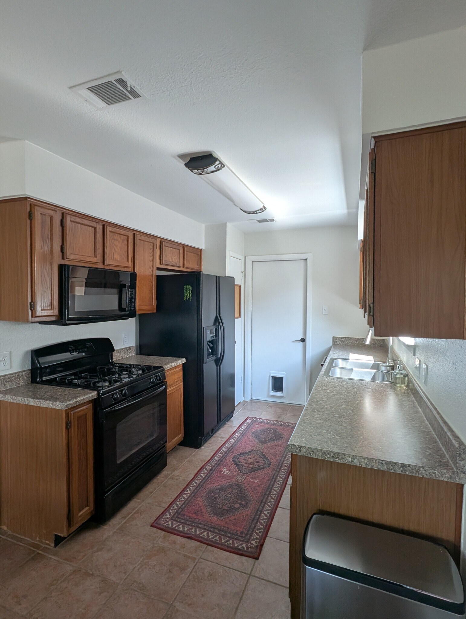 Building Photo - 8513 Bargamin Dr