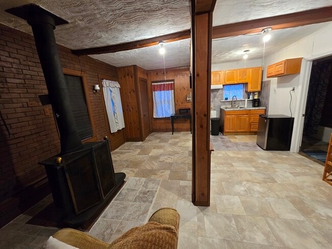 Building Photo - 286 Benton Hollow Rd