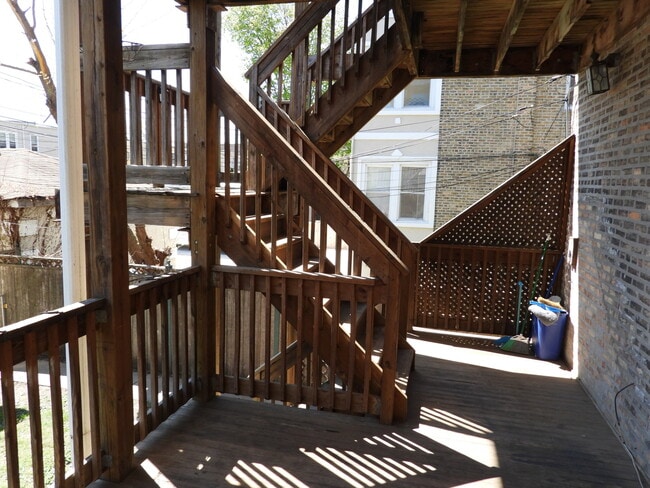 Building Photo - 5119 W Pensacola Ave