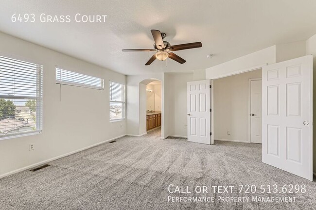 Building Photo - 6493 Grass Ct