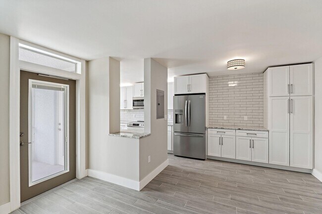 Building Photo - 108 Paradise Harbour Blvd