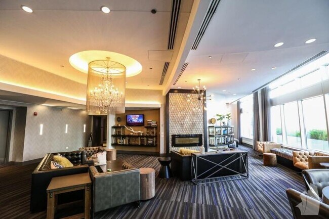 Building Photo - 1 bedroom in Chicago IL 60611
