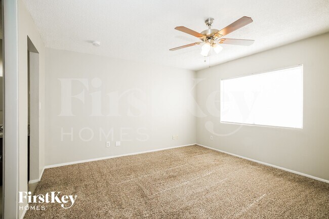 Building Photo - 6025 W Evans Dr