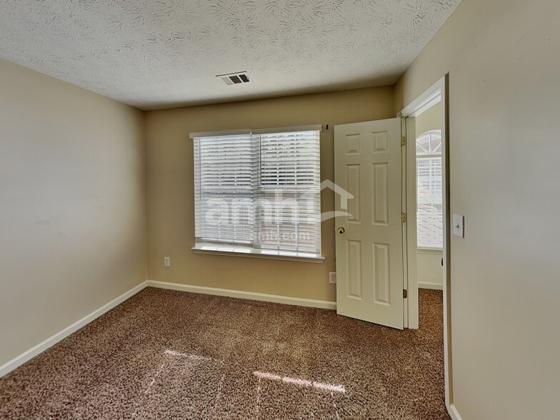 Building Photo - 361 Ash Trace Ln