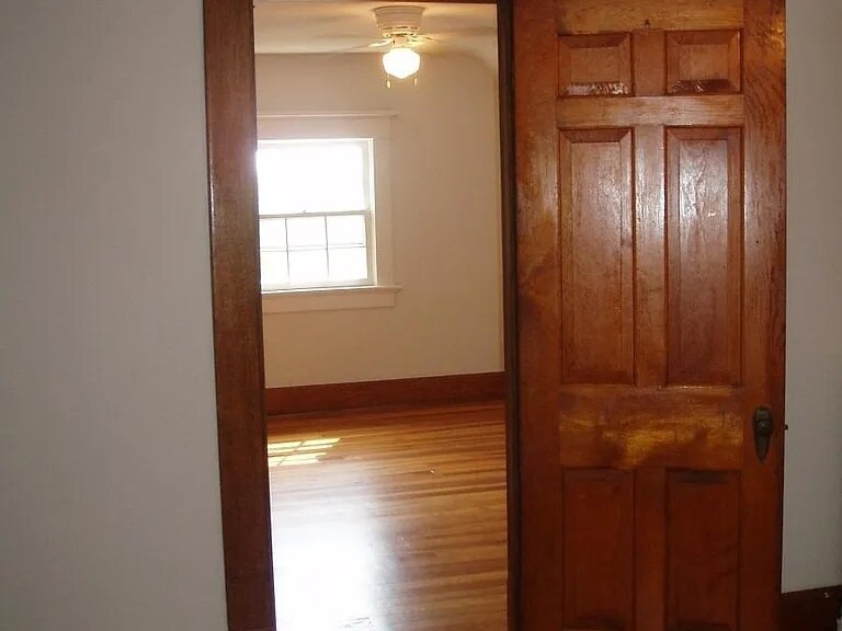 Building Photo - 4710 Cass St