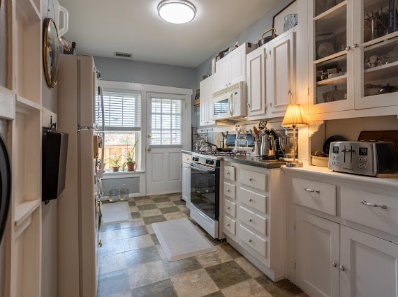 Building Photo - 1270 Boland Pl