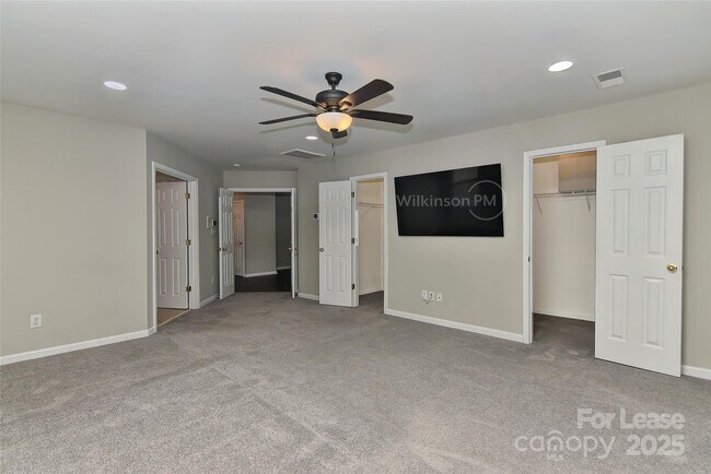 Building Photo - 15723 Wood Duck Crossing Dr