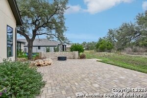 Building Photo - 661 inner