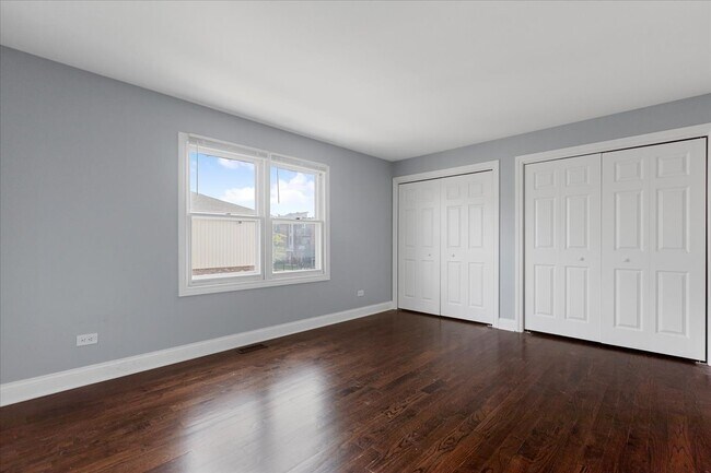 Building Photo - 1772 Pickwick Ln