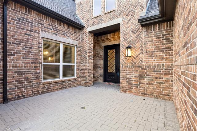 Building Photo - 4630 Summerville Ln