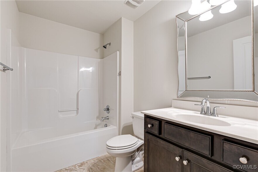 Building Photo - 1701 Anchor Landing Dr